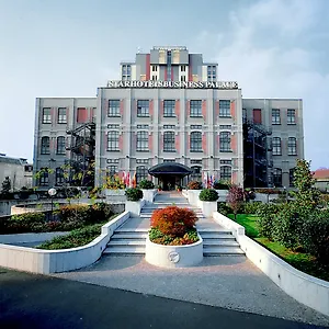 Starhotels Business Palace Милан