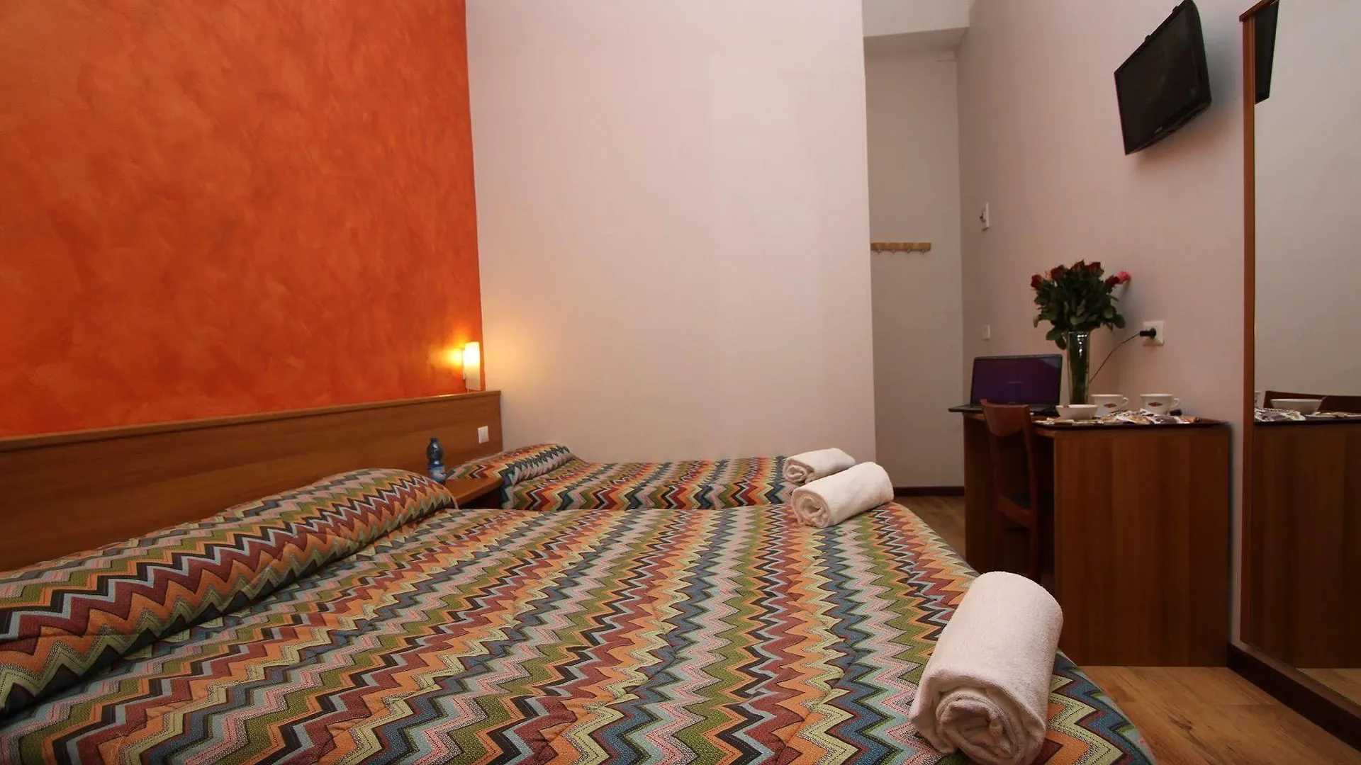 Hotel Brasil Milán Italia